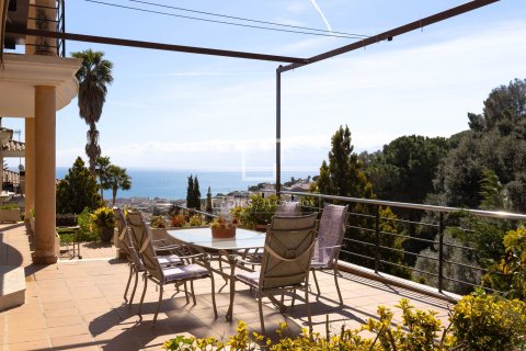 4 bedrooms villa for sale in Premia De Dalt, Barcelona, Catalonia, Spain № 6507 - photo 3