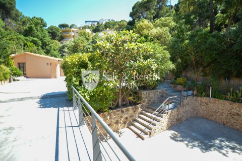 4 bedrooms house for sale in Lloret de Mar, Girona, Catalonia, Spain № 6677 - photo 25