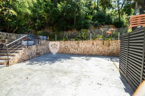 4 bedrooms house for sale in Lloret de Mar, Girona, Catalonia, Spain № 6677 - photo 26