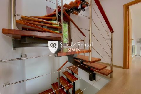 4 bedrooms house for sale in Lloret de Mar, Girona, Catalonia, Spain № 6682 - photo 12