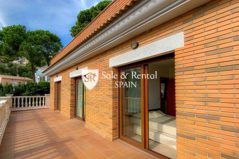 4 bedrooms house for sale in Lloret de Mar, Girona, Catalonia, Spain № 6682 - photo 17