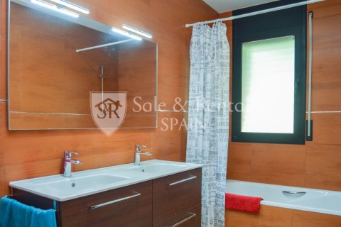 5 bedrooms house for sale in Santa Susanna, Barcelona, Catalonia, Spain № 6680 - photo 22