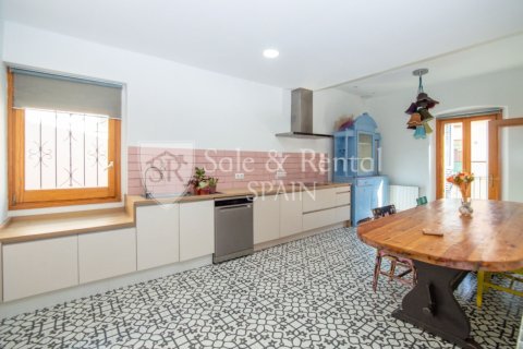 4 bedrooms apartment for sale in Blanes, Girona, Catalonia, Spain № 6678 - photo 11