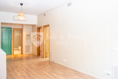 4 bedrooms apartment for sale in Blanes, Girona, Catalonia, Spain № 6678 - photo 10