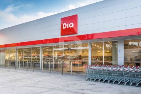 Магазин студия в Барселоне, Каталония, Испания № 5218