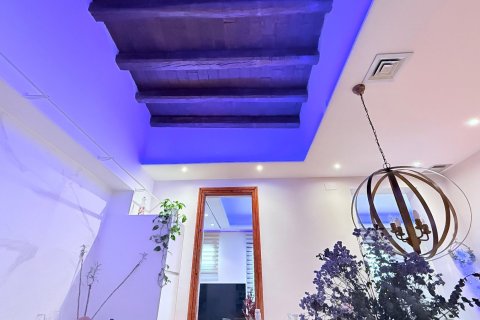 Купить квартиру в Барселона, Испания с 4 комнаты, 650м², № 5223 - фото 14