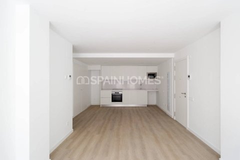 2 bedrooms apartment for sale in Terrassa, Barcelona, Catalonia, Spain № 5221 - photo 11