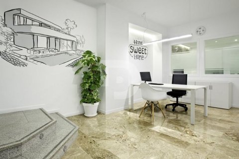 110 sq.m. office for sale in Barcelona, Catalonia, Spain № 5220 - photo 2