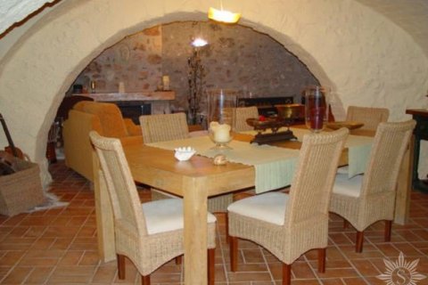 Замки и поместья с 2 спальнями в Розы, Герона, Каталония, Испания № 862