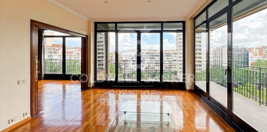 7 chambres apartment à vendre à Barcelona, Catalonia, Spain № 2479