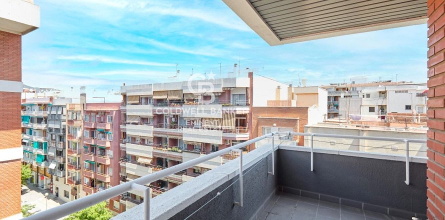 Квартира с 4 спальнями в Барселоне, Каталония, Испания № 2481