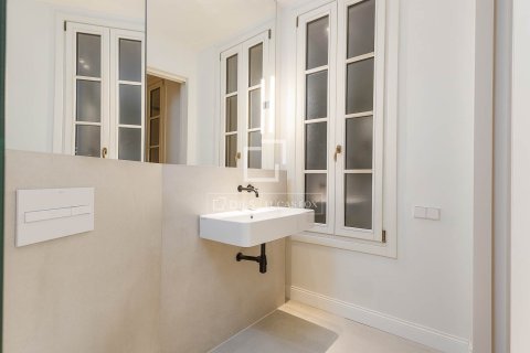 3 chambres apartment à vendre à Barcelona, Catalonia, Spain № 3803 - photo 10