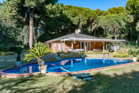 14 chambres villa à vendre à Sant Andreu de Llavaneres, Barcelona, Catalonia, Spain № 3808 - photo 2