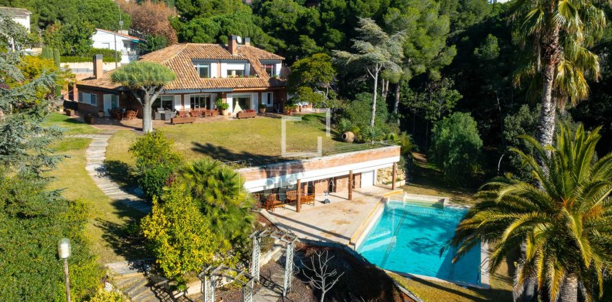 5 chambres villa à vendre à Premia De Dalt, Barcelona, Catalonia, Spain № 3805