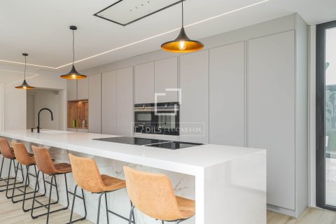 8 chambres villa à vendre à Sant Andreu de Llavaneres, Barcelona, Catalonia, Spain № 3806 - photo 11