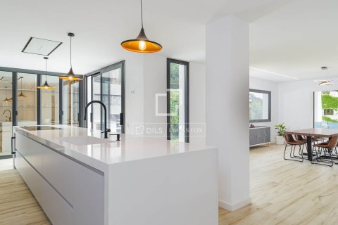 8 chambres villa à vendre à Sant Andreu de Llavaneres, Barcelona, Catalonia, Spain № 3806 - photo 13