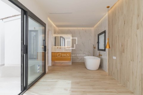 8 chambres villa à vendre à Sant Andreu de Llavaneres, Barcelona, Catalonia, Spain № 3806 - photo 22