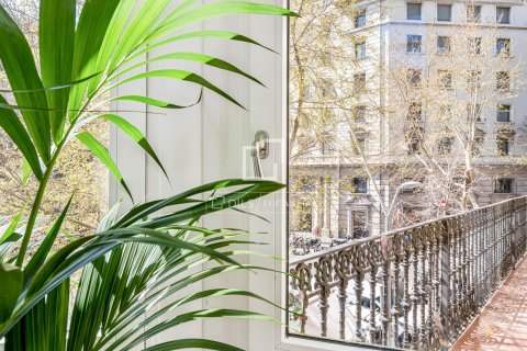 5 chambres apartment à vendre à Barcelona, Catalonia, Spain № 3804 - photo 11