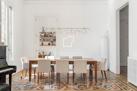 5 chambres apartment à vendre à Barcelona, Catalonia, Spain № 3804 - photo 8