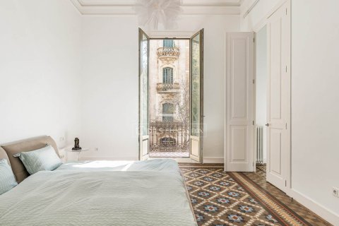 5 chambres apartment à vendre à Barcelona, Catalonia, Spain № 3804 - photo 19