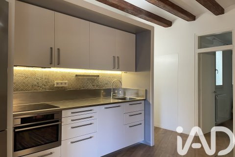 2 bedrooms apartment for sale in Barcelona, Catalonia, Spain № 7376 - photo 10