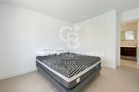 3 bedrooms villa for sale in Empuriabrava, Girona, Catalonia, Spain № 5956 - photo 12