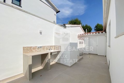 3 bedrooms villa for sale in Empuriabrava, Girona, Catalonia, Spain № 5956 - photo 20