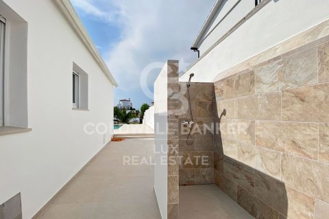 3 bedrooms villa for sale in Empuriabrava, Girona, Catalonia, Spain № 5956 - photo 21