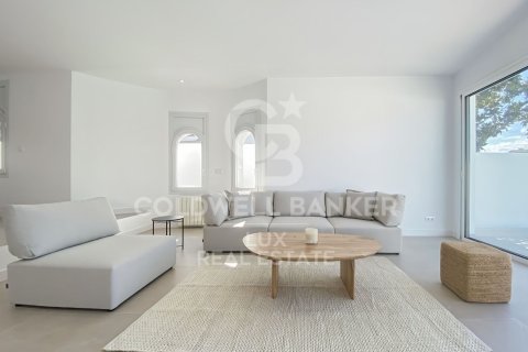 3 bedrooms villa for sale in Empuriabrava, Girona, Catalonia, Spain № 5956 - photo 6