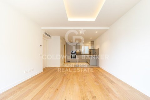 2 bedrooms apartment for sale in Barcelona, Catalonia, Spain № 5958 - photo 2