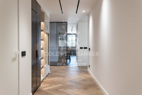 Купить квартиру в Барселона, Испания с 4 спальни, 289м², № 5953 - фото 7