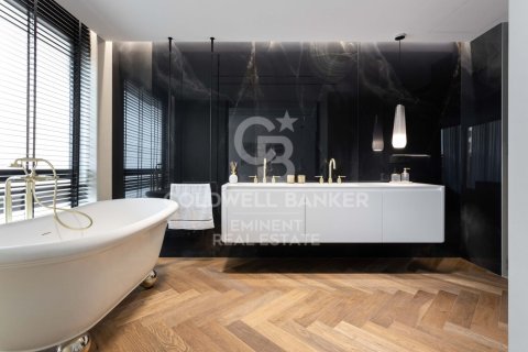 Купить квартиру в Барселона, Испания с 4 спальни, 289м², № 5953 - фото 19