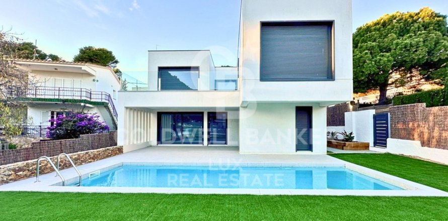 Вилла с 5 спальнями в Лланке, Герона, Каталония, Испания № 5952