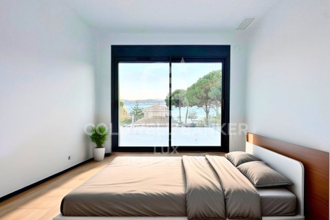 Купить виллу в Лланка, Испания с 5 спален, 289м², № 5952 - фото 7