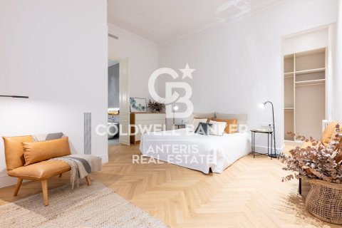 2 bedrooms apartment for sale in Barcelona, Catalonia, Spain № 5957 - photo 7