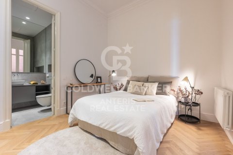 2 bedrooms apartment for sale in Barcelona, Catalonia, Spain № 5957 - photo 12