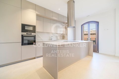 Купить пентхаус в Барселона, Испания с 3 спальни, № 5363 - фото 5