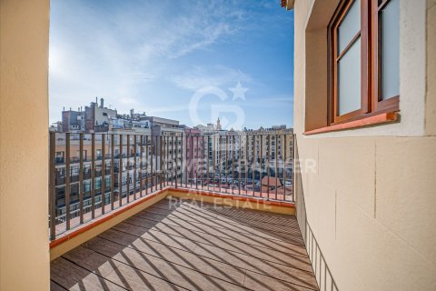 Купить пентхаус в Барселона, Испания с 3 спальни, № 5363 - фото 13