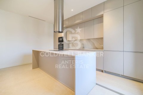 Купить пентхаус в Барселона, Испания с 3 спальни, № 5363 - фото 6