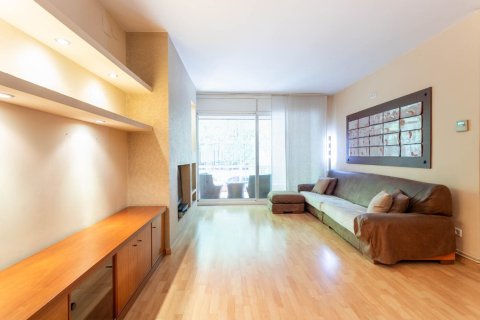 Купить квартиру в Барселона, Испания с 5 комнат, 140м², № 1481 - фото 3