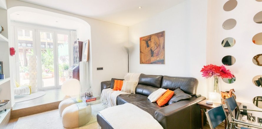 Квартира с 7 спальнями в Барселоне, Каталония, Испания № 1482