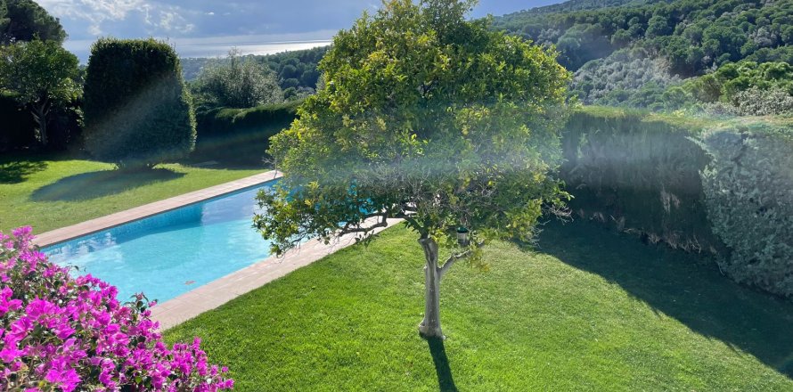 Сasa de 10 dormitorios en venta en Arenys de Munt, Barcelona, Cataluña, Spain № 1485