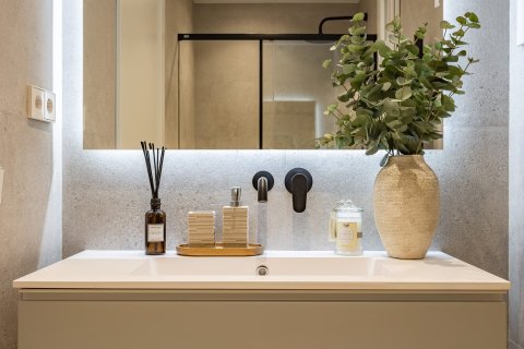 Купить квартиру в Барселона, Испания с 4 комнаты, № 1480 - фото 11