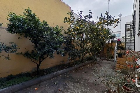 138 sq.m. commercial property for rent in Cunit, Tarragona, Catalonia, Spain № 5136 - photo 24