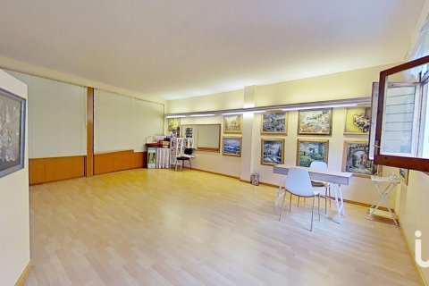 138 sq.m. commercial property for rent in Cunit, Tarragona, Catalonia, Spain № 5136 - photo 3