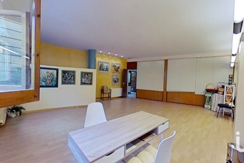 138 sq.m. commercial property for rent in Cunit, Tarragona, Catalonia, Spain № 5136 - photo 14