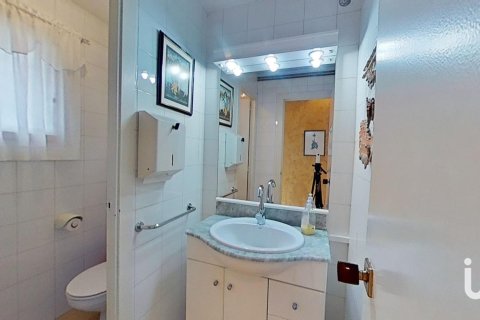 138 sq.m. commercial property for rent in Cunit, Tarragona, Catalonia, Spain № 5136 - photo 22