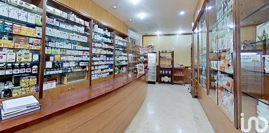 138 sq.m. commercial property for rent in Cunit, Tarragona, Catalonia, Spain № 5136