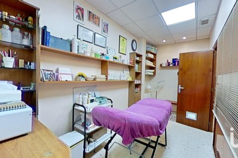 138 sq.m. commercial property for rent in Cunit, Tarragona, Catalonia, Spain № 5136 - photo 10