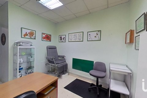 138 sq.m. commercial property for rent in Cunit, Tarragona, Catalonia, Spain № 5136 - photo 18